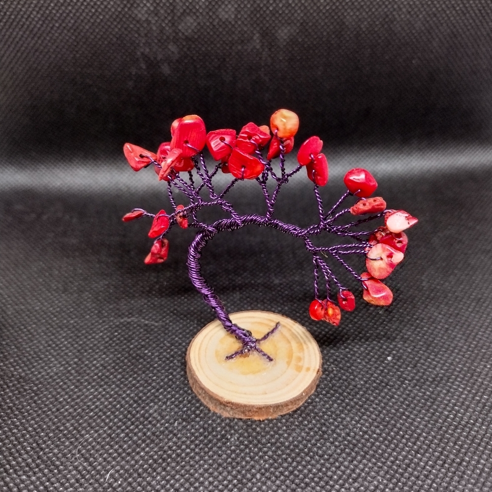 Small lucky juniper wire tree